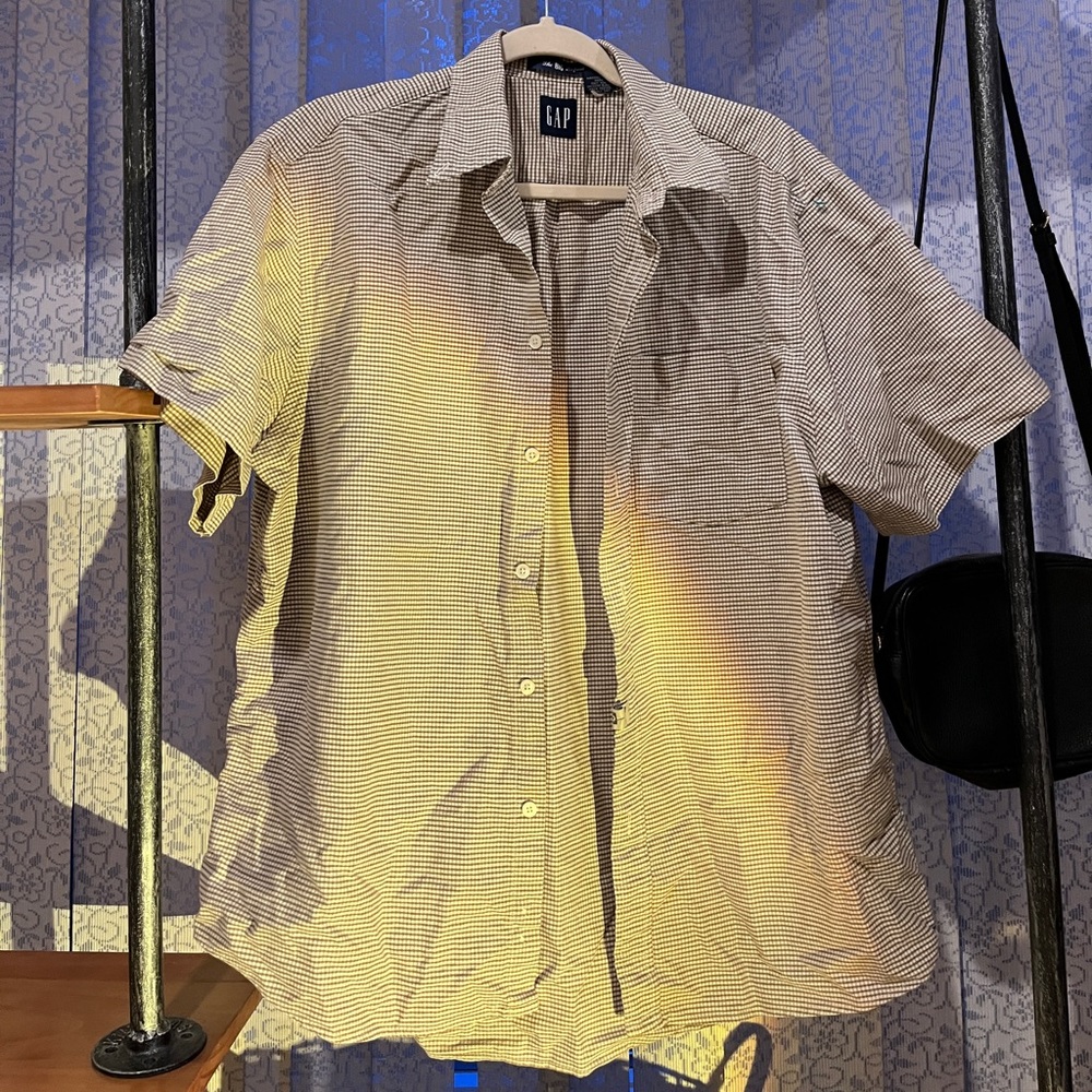 Gap Short Sleeve Top